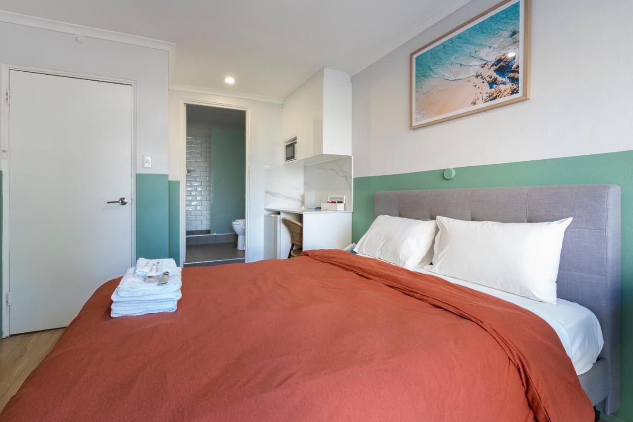 Manly Waves Hotel シドニー エクステリア 写真