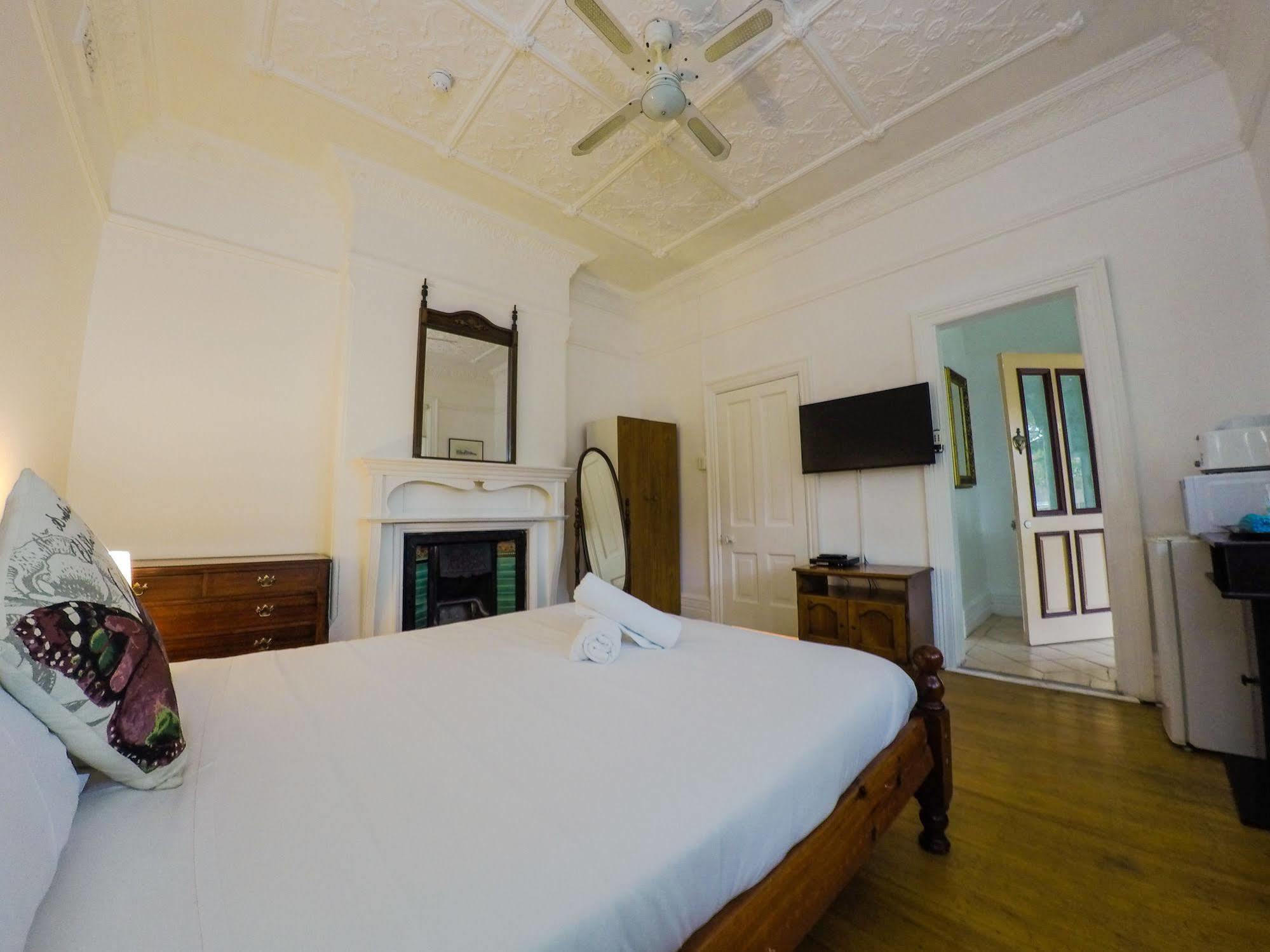 Manly Waves Hotel シドニー エクステリア 写真